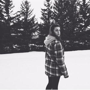 Meet your Posher, Hayley